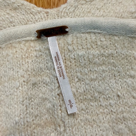 Free People Reverie Sweater Cream V-Neck Pullover Size S - Picture 8 of 9